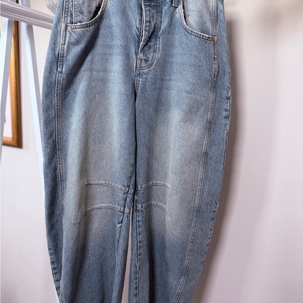 We The Free Light Blue Denim Barrel Jeans